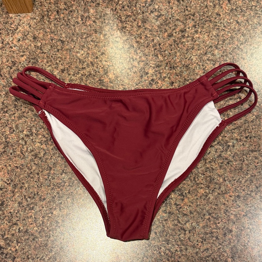 247 Cupshe Burgundy Strappy Bikini Bottom Size S Wine Red Swim